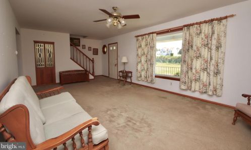 2503 Pennsylvania Ave, West Deptford NJ  08096-4753 exterior