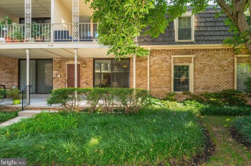 3101 Patrick Henry Dr, Falls Church, VA 22044-2300