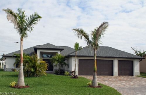 1309 5th Pl, Cape Coral, FL 33990-2083