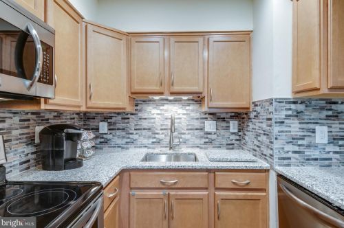 334 Shenandoah St, Leesburg VA  20175-4010 exterior