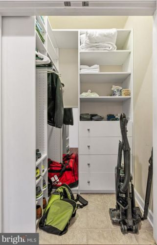 4318 Wisley Turn, Woodbridge VA  22192-7822 exterior