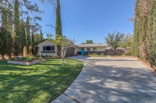1457 Indian Sage Rd, Lancaster, CA 93534-1758