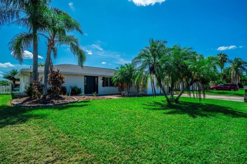 9820 San Sierra Way, Port Richey, FL 34668-3537