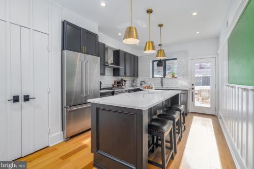 620 Carpenter St, Philadelphia PA  19147-2908 exterior