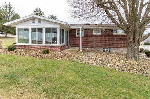 602 Newmyer Ave, South Connellsville, PA 15425-4509