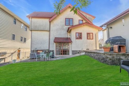 243 Morningside Ave, Cliffside Park NJ  07010-1406 exterior