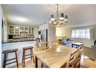 18000 30 Ave, Minneapolis MN  55447-1632 exterior