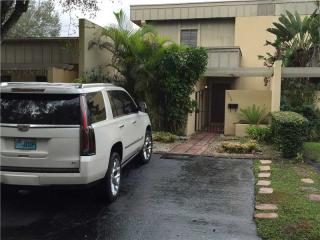 7358 105th Pl, Miami, FL 33173-2972