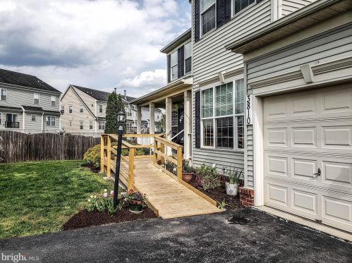 3810 Rolling Hills Dr, Upton, PA 17225-8392