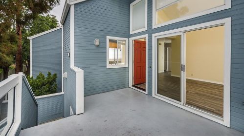 711 Portwalk Pl, Redwood City CA  94065-1811 exterior