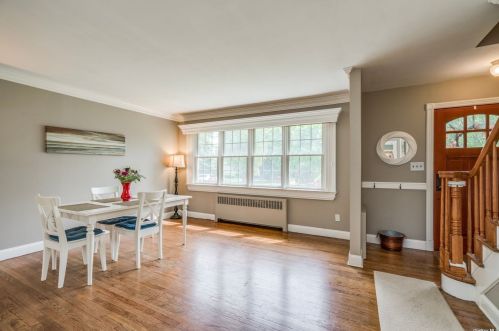 419 4 St, Elwood NY  11731-2932 exterior