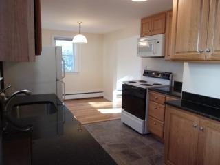 7 Verplast Ave, Winchester MA  01890-1137 exterior