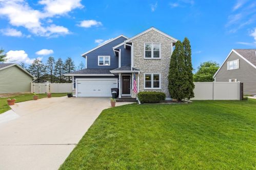 1825 Fremont St, East Troy, WI 53120-1314