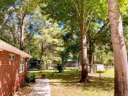 194 Creekside Ln, Defuniak Springs FL  32433-4906 exterior