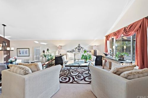 2 Emperor, Irvine CA 92604-1918 exterior