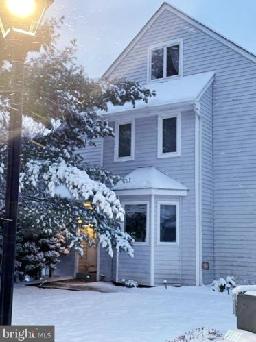 116 Thomas Ct, Kennett Sq, PA 19348-1851