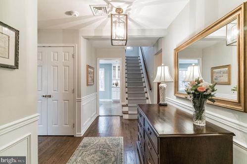 637 Valley Rd, Blue Bell, PA 19422-2050