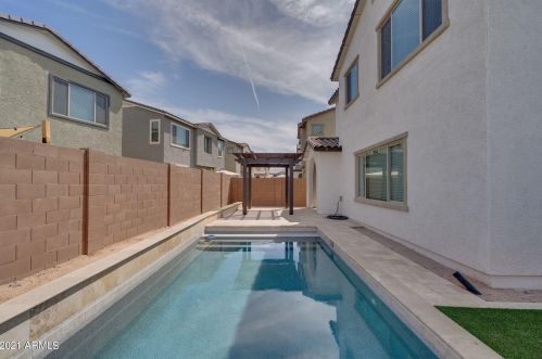 4716 Tremaine Ave, Gilbert AZ  85234 exterior