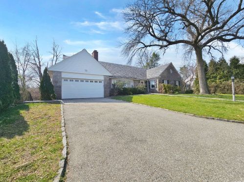 34 Del Rey Dr, Mount Vernon, NY 10552-1306