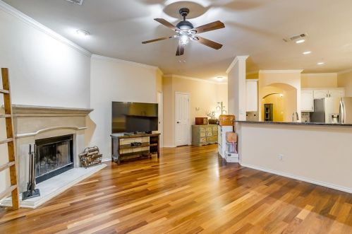 10629 Fossil Hill Dr, Fort Worth, TX 76131-3952