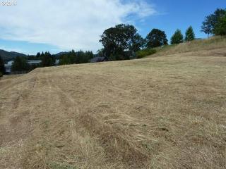 2950 Toby Ct, Roseburg, OR 97471-2460