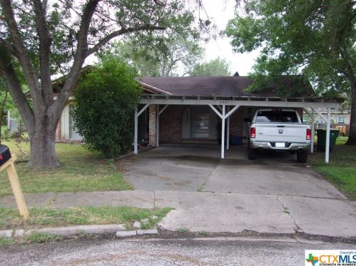 3321 Mayfair Dr, Victoria, TX 77901-7658
