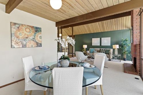 1103 Homestead Rd, Sunnyvale CA  94087-5156 exterior