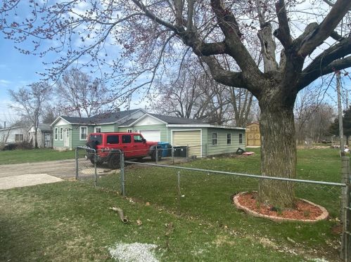 303 Danker St, Bass Lake, IN 46534-2020