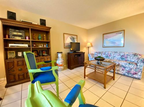 894 Flanders, Delray Beach, FL 33484-5345