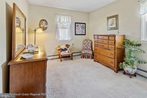 10 Lowell Ct, Bricktown NJ  08724-2423 exterior