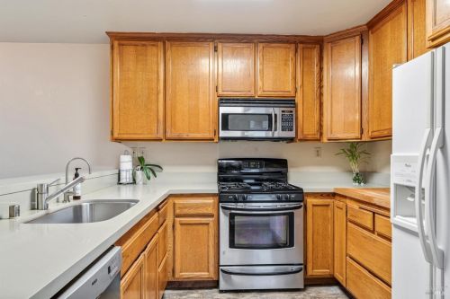 1006 Rutledge Ave, Santa Rosa CA  95404-5510 exterior