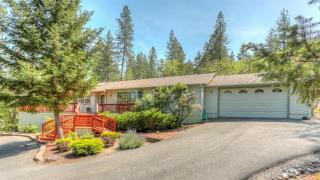 400 Stonebrook Way, Merlin, OR 97532-8864