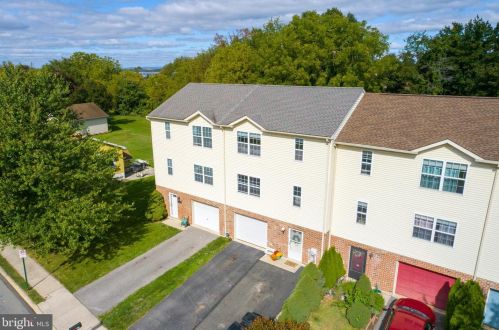 67 2nd St, Alburtis PA  18011-5001 exterior