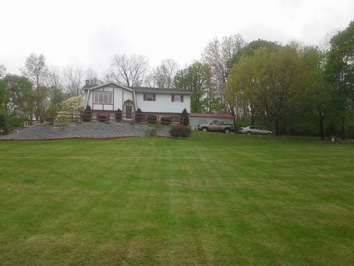 359 Dewey St, Bangor, PA 18013-2168