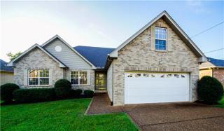3017 Chateau Valley Dr, Nashville, TN 37207-4227