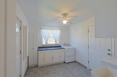 142 Loder Rd, Yorktown Hgts NY  10598-3911 exterior