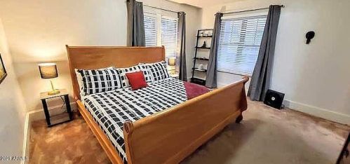 136 11 Ave, Phoenix AZ 85021-4415 exterior