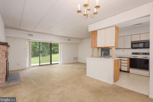 512 Washington Pl, Wayne, PA