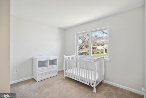 5262 Sudberry Ln, Woodbridge VA  22193-3463 exterior