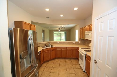128 Portsmouth Dr, Georgetown TX  78633-5113 exterior