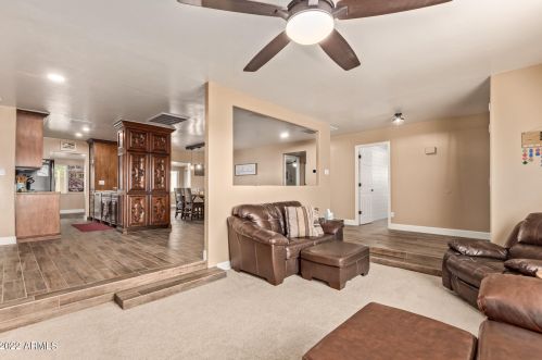 5502 Monte Cristo Ave, Glendale AZ 85306-2312 exterior