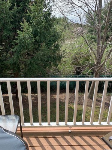 1080 Savoy Dr, Huntington Station NY  11747-5279 exterior