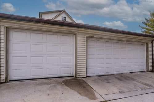 5428 Cherry St, Milwaukee WI  53208-2105 exterior