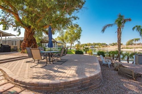 9899 Dike Rd, Mohave Valley, AZ 86440-9611