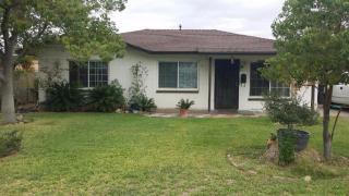 2003 Richert Ave, Fresno CA  93726-3613 exterior
