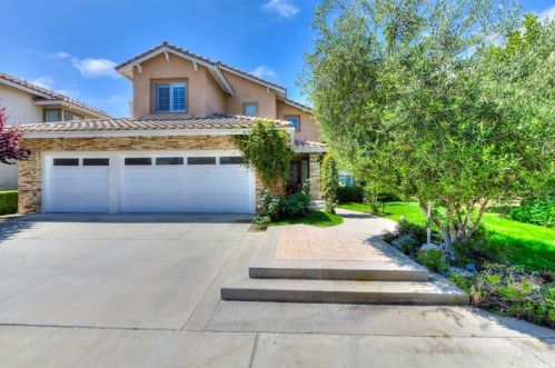 16 Tizmin, El Toro, CA 92610-1844