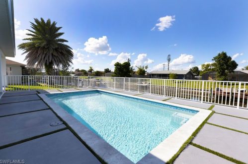 1457 16 St, Cape Coral FL  33990-6717 exterior