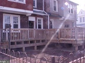 24 Pine St, Boothwyn, PA 19061-4619