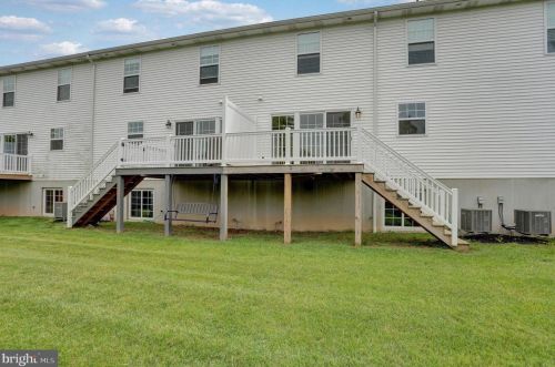 109 Landover Ct, West Enola PA  17025 exterior