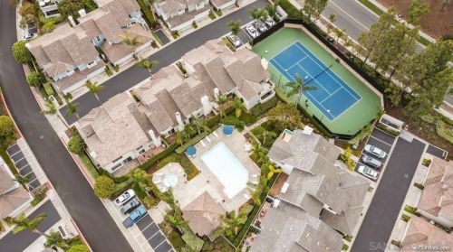 13402 Tiverton Rd, San Diego CA  92130-1021 exterior